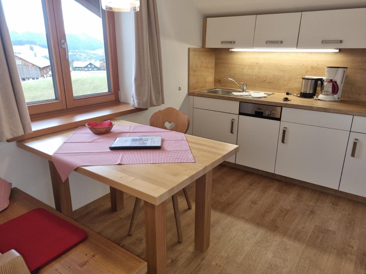 Gaestehaus Alpina Riezlern Quarto foto